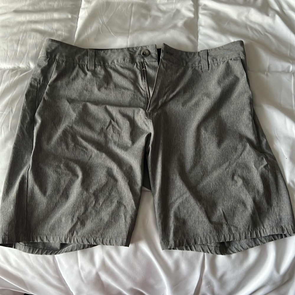 Vuori Aim Shorts, Grey (concrete), size 34